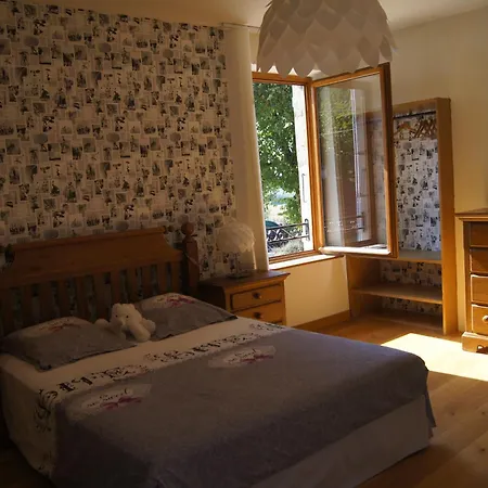 La Maison De Rochebois, Et Table D'hotes, Savoie, France Homestay *
